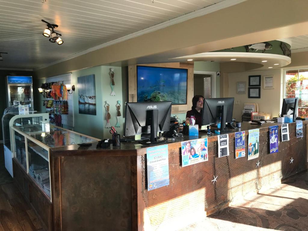 Westport Inn Cabins - Image 5