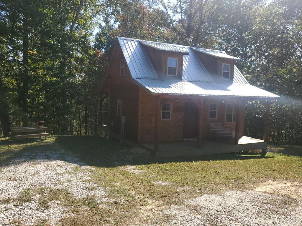 The Genoa - An Amish Built Deluxe Cabin - Image 6
