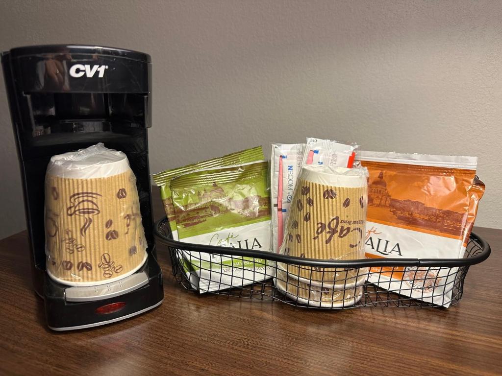 Red Roof Inn Charleston - Dunbar - Image 8