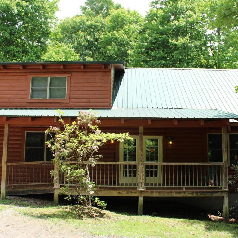 Country Road Cabins - Image 7