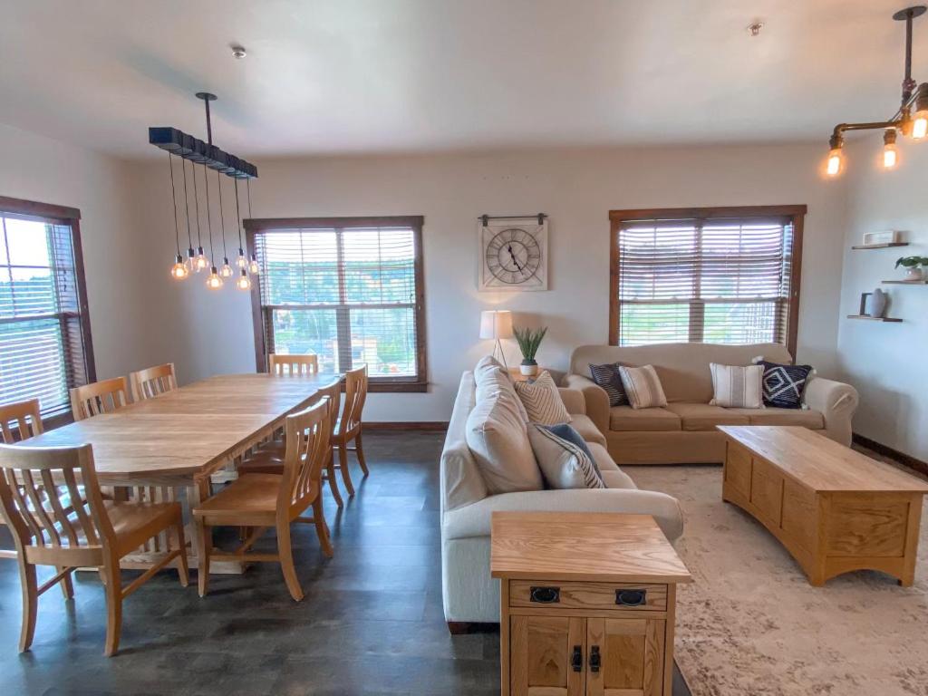 Remodeled Ski In-Out - 305 Soaring Eagle - Luxury! - Image 4