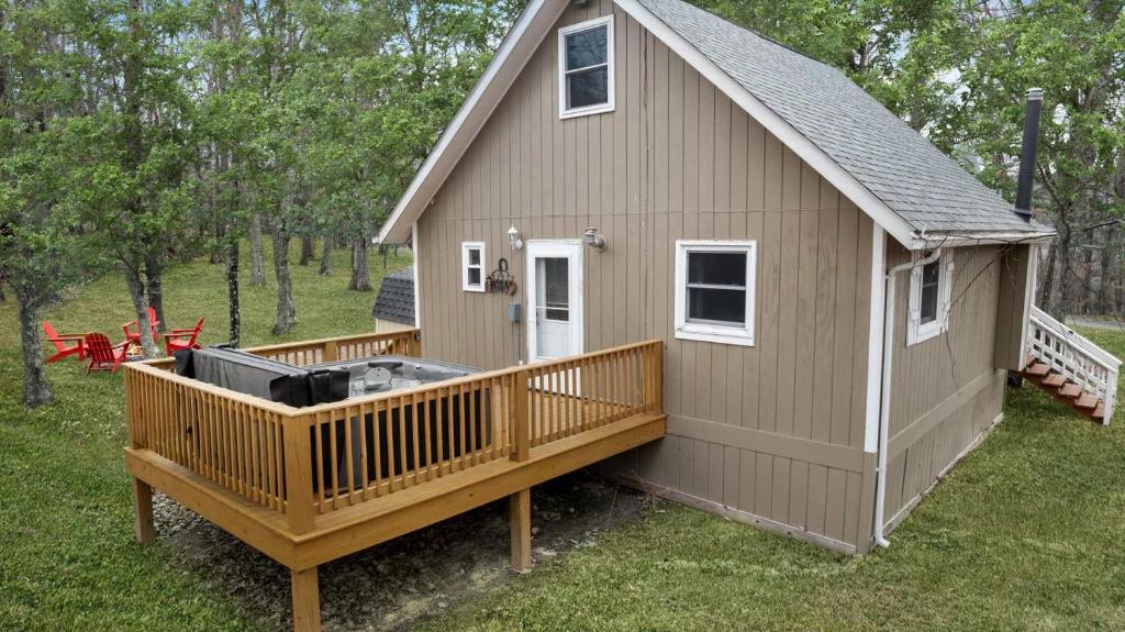 Hot Tub (Jacuzzi) - Photo 4