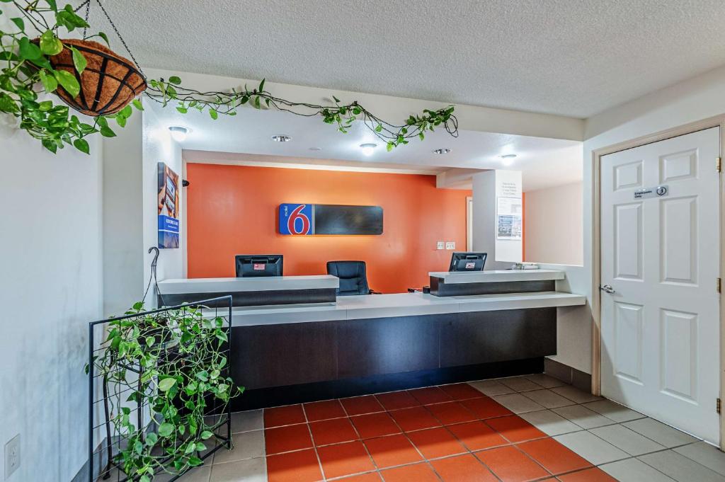 Motel 6-Martinsburg, WV - Image 8