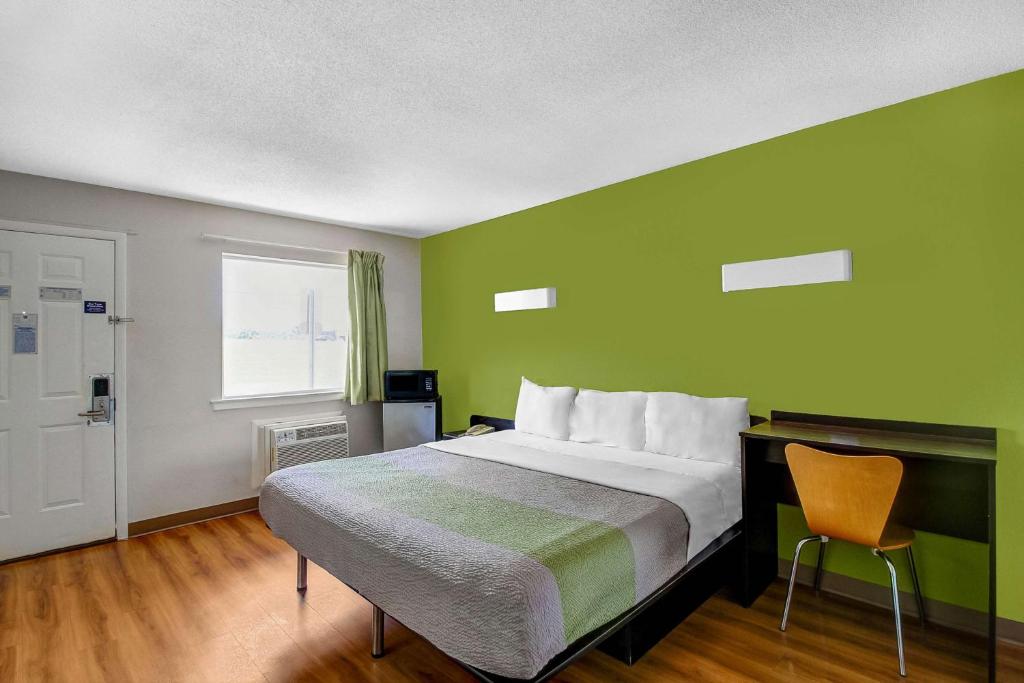 Motel 6-Charles Town, WV - Image 7