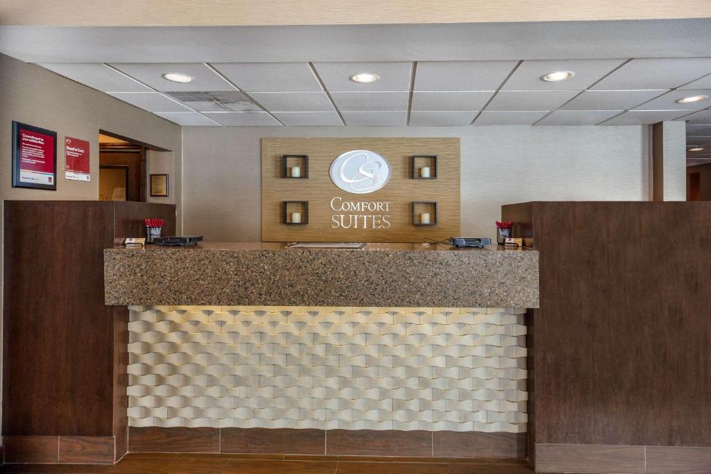 Comfort Suites Green Bay West - Image 7