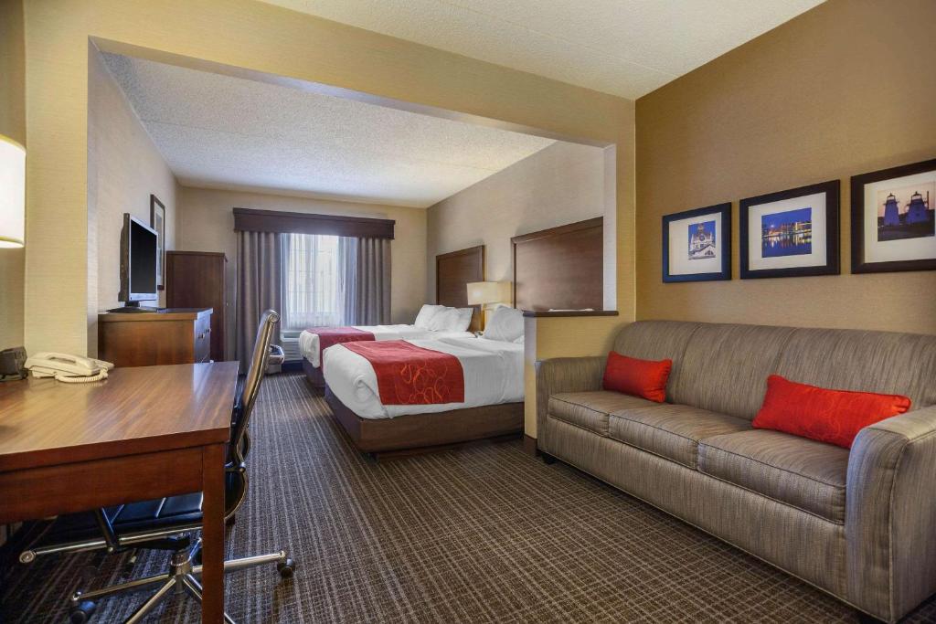 Comfort Suites Green Bay West - Image 6