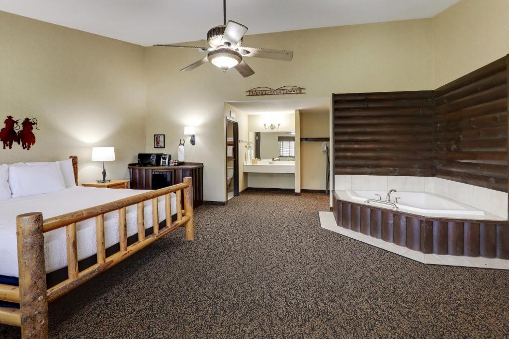 Hot Tub (Jacuzzi) - Photo 4