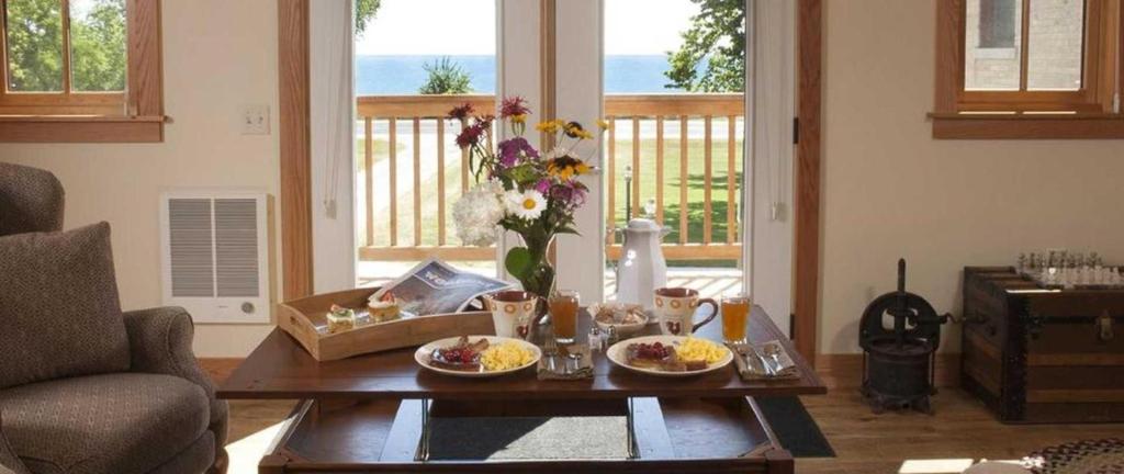 Lake Orchard Farm Retreat - Image 7