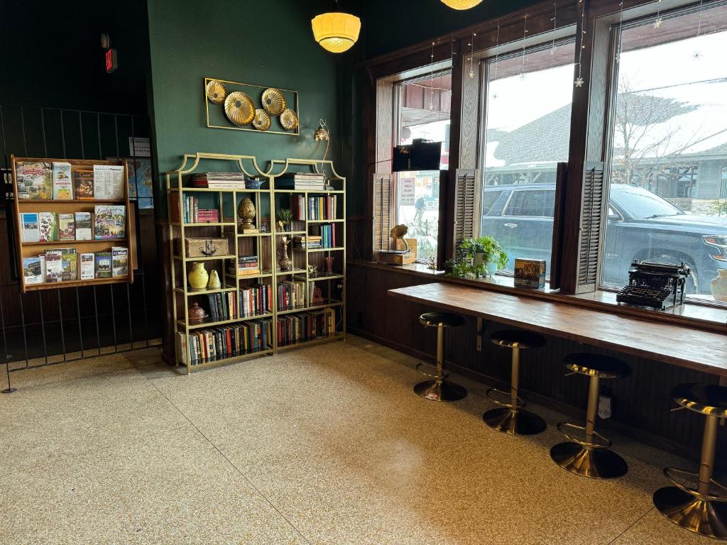 Fenway House Hotel - Image 5