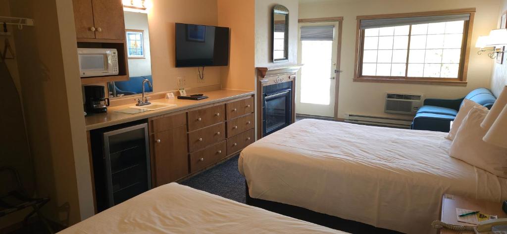 Homestead Suites - Fish Creek - Image 6