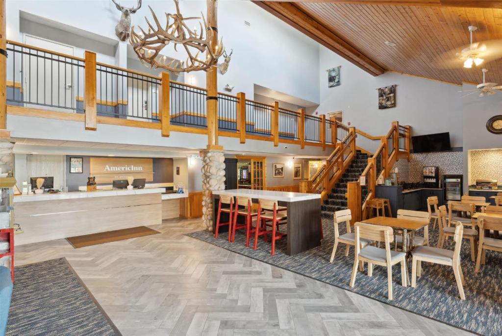 AmericInn by Wyndham Wisconsin Dells - Image 6