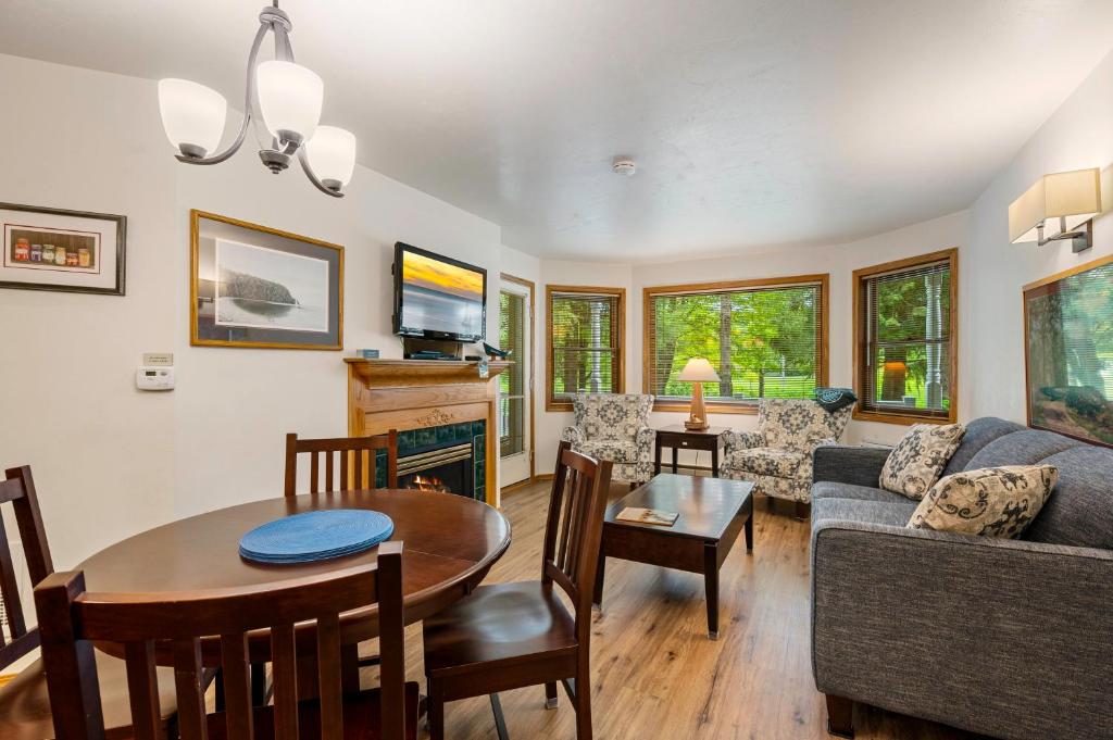 Pheasant Park Resort - Image 5