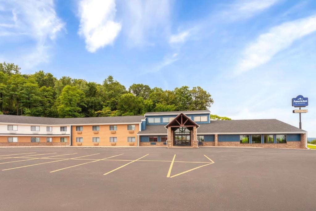 AmericInn by Wyndham West Salem