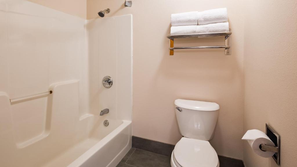 Super 8 by Wyndham Neillsville WI