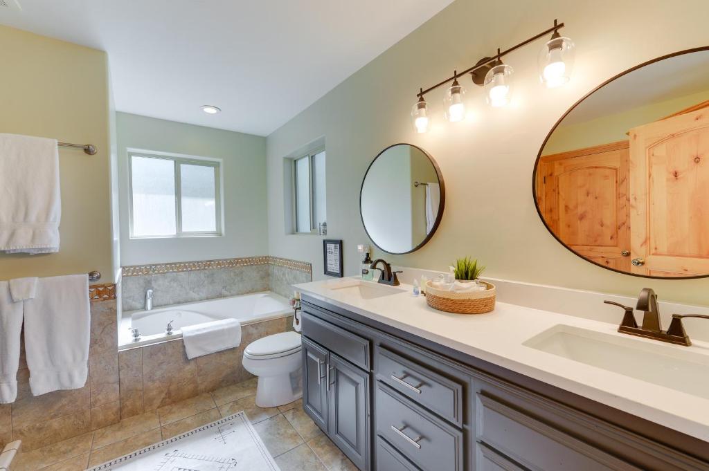 Hot Tub (Jacuzzi) - Photo 3