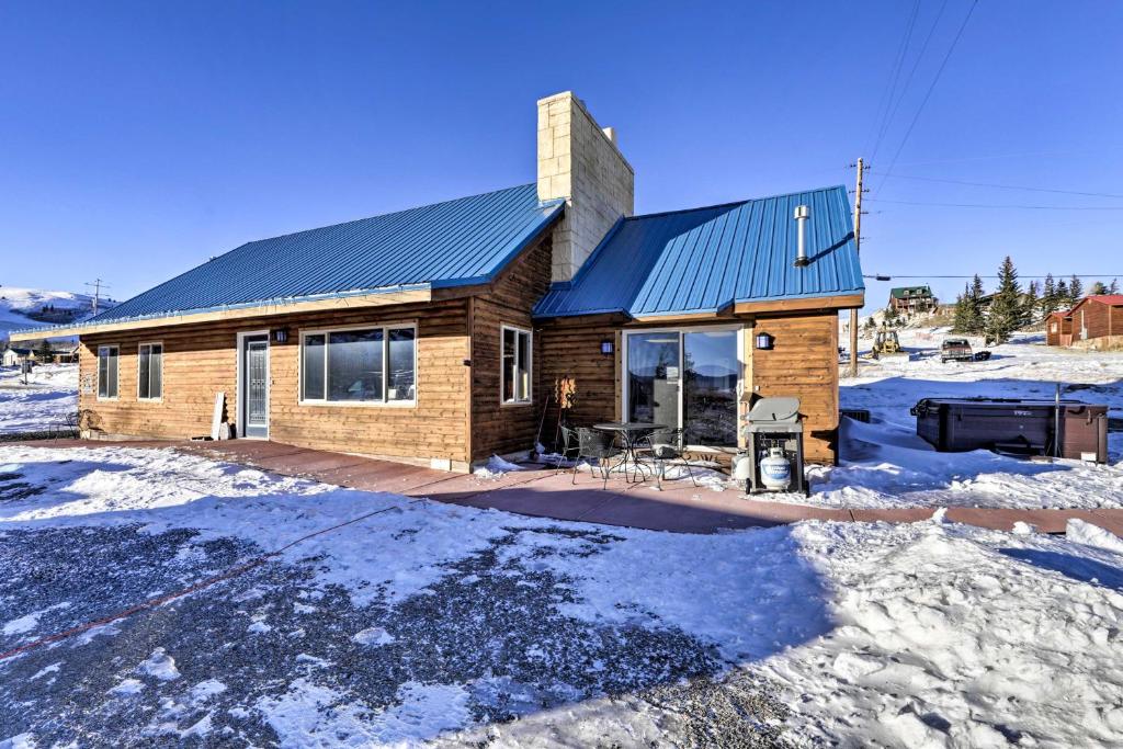 Hot Tub (Jacuzzi) - Photo 2