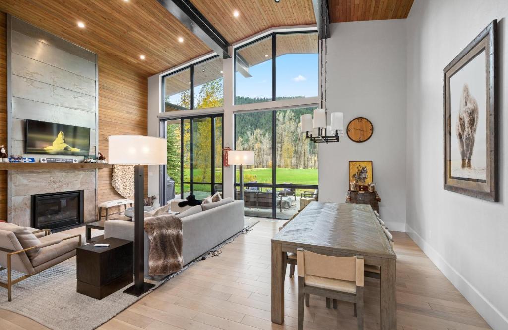 The Cabins at Snake River Sporting Club - Image 6