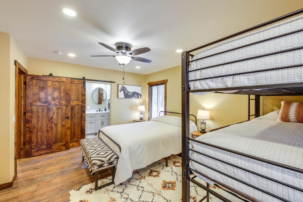 Black Hills Vacation Lodge New Home! Just Opened! - Image 7