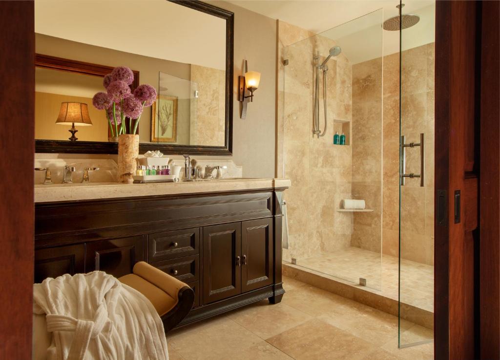 Rustic Inn Creekside - Image 8