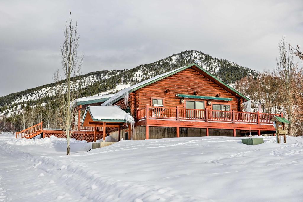 Charming Bedford Cabin with Private Hot Tub! - Image 6