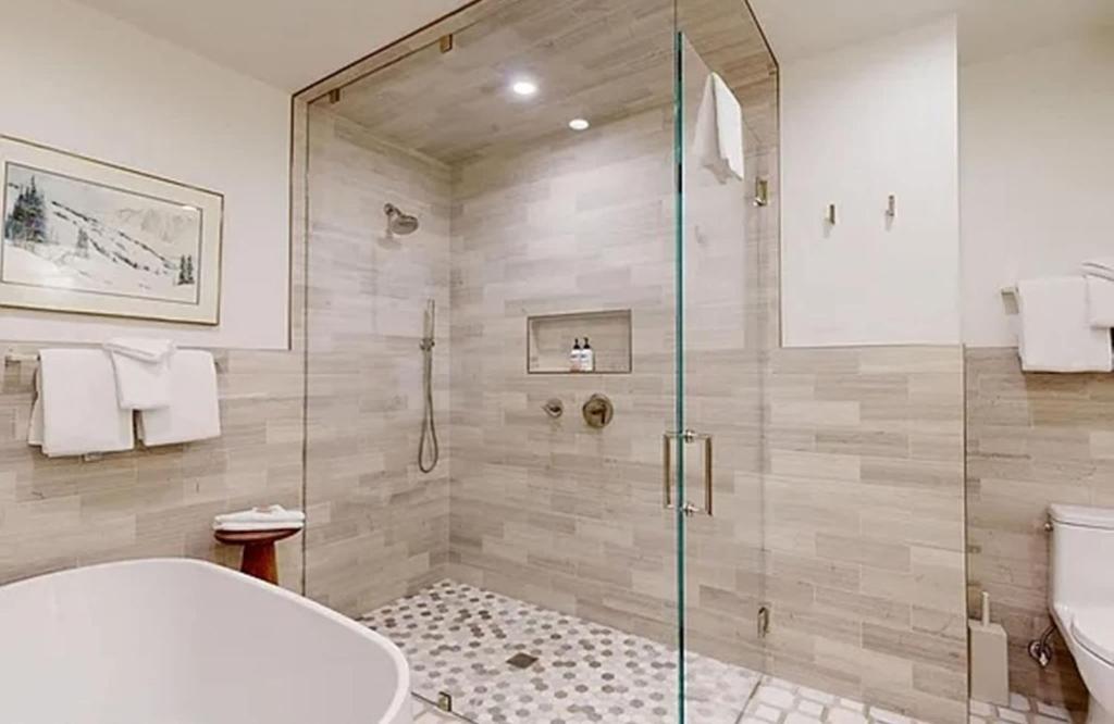 Newly Renovated 4BR Retreat Teton Village