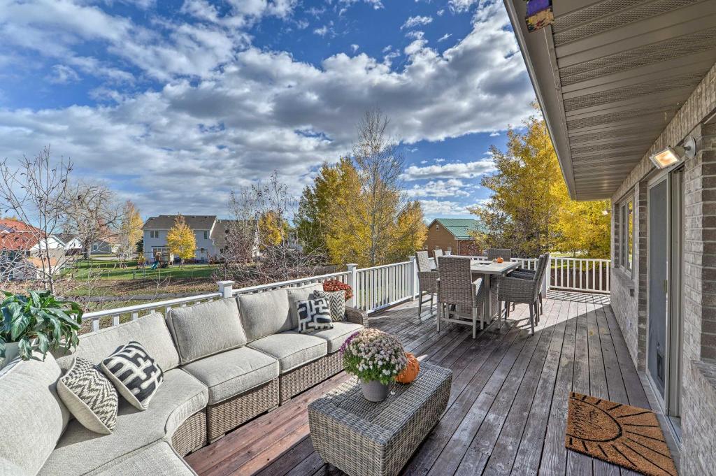 Outdoor Enthusiasts Retreat with Hot Tub, Deck - Image 6